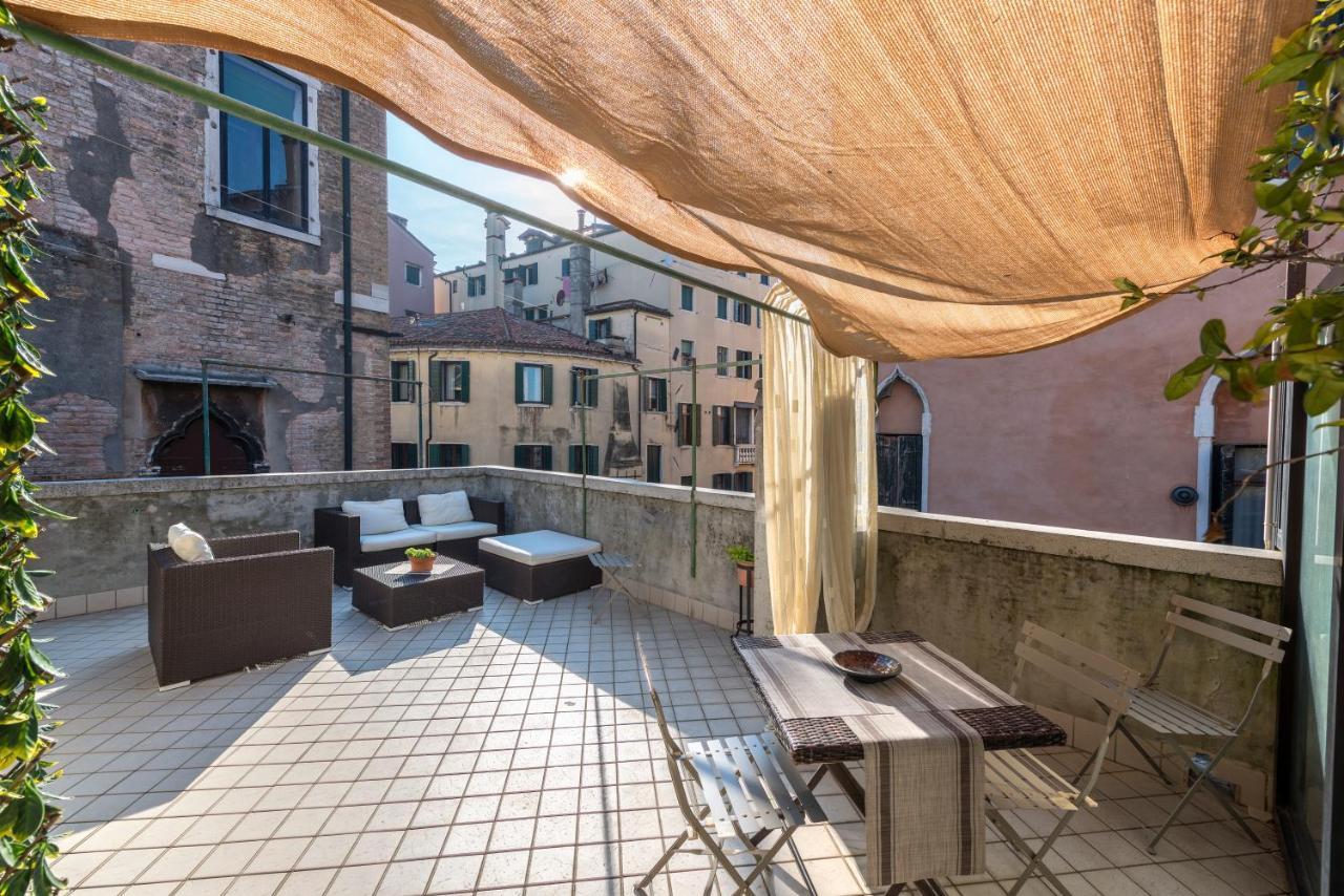 Tre Sestieri Terrace Canal View Veneza Exterior foto
