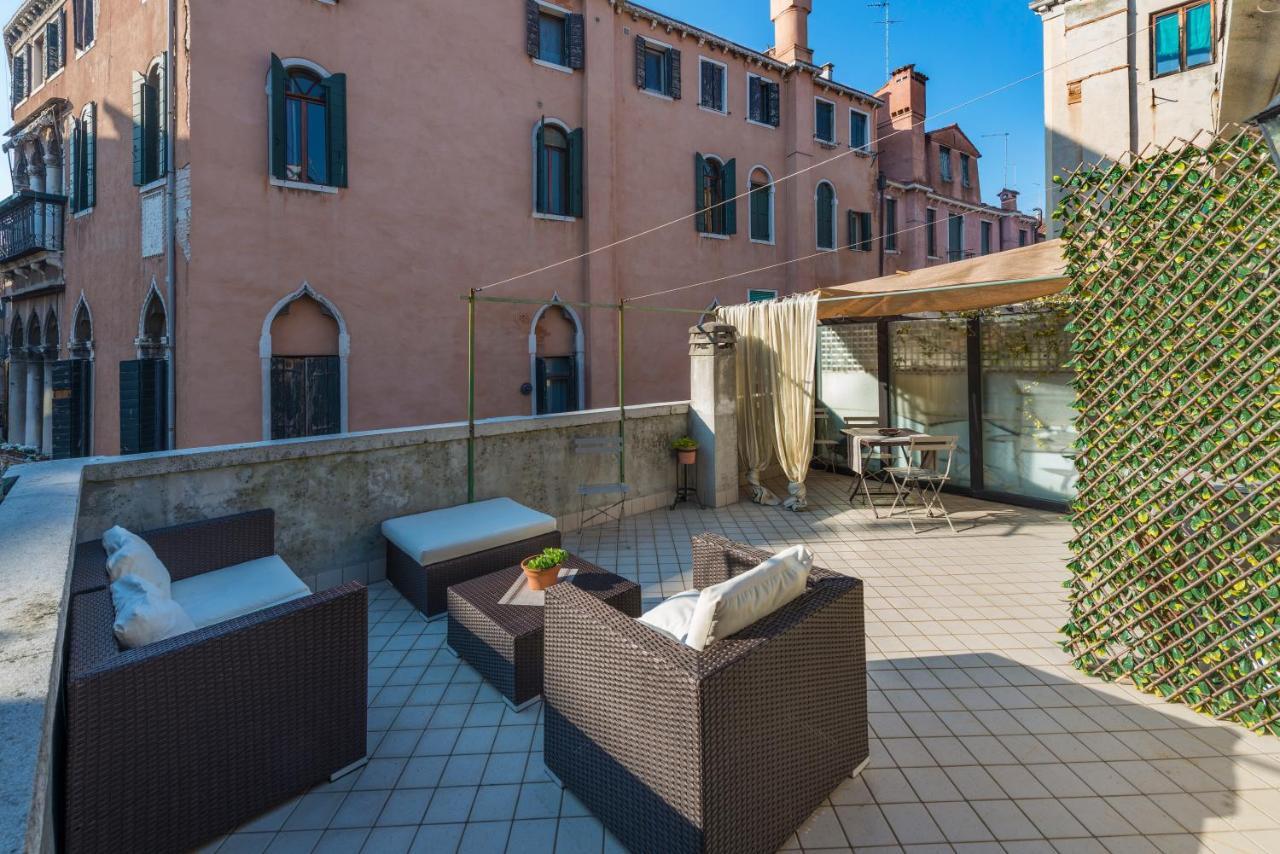 Tre Sestieri Terrace Canal View Veneza Exterior foto